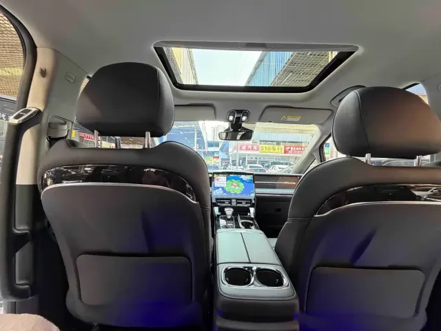 GAC Trumpchi M8 — Фото автомобиля 18