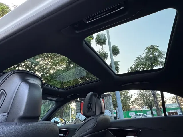 Mercedes-Benz C-Class — Фото автомобиля 18