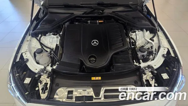 Mercedes-Benz E-Class — Фото автомобиля 6