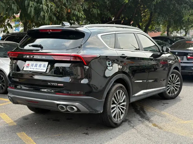 Jetour X70 Plus — Фото автомобиля 5