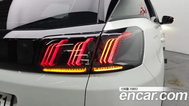 Peugeot 3008 — Фото автомобиля 23