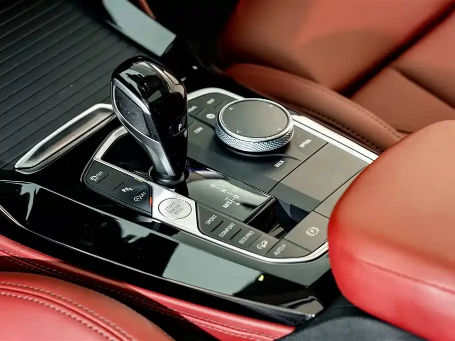 BMW BMW X4 2022 xDrive 25i M Sport Package — Фото автомобиля 11