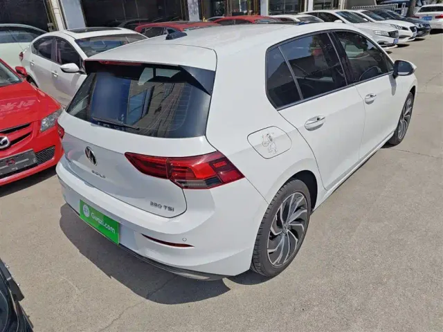 Volkswagen Golf — Фото автомобиля 6