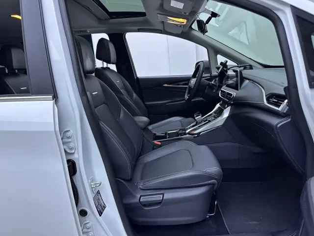 Maxus Dajia 5 — Фото автомобиля 12
