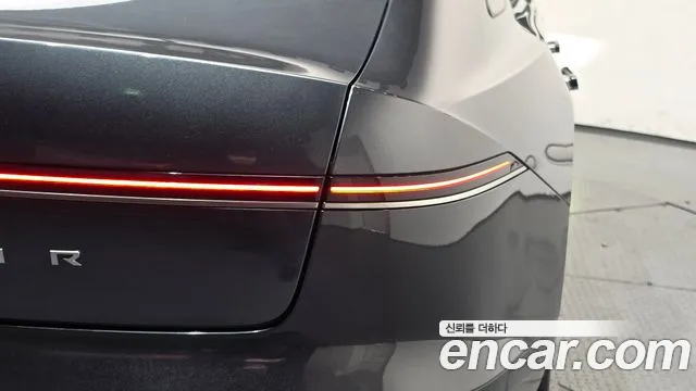 Hyundai Grandeur GN7 — Фото автомобиля 8