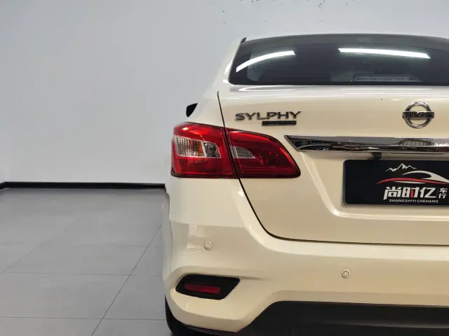 Nissan Sylphy — Фото автомобиля 8