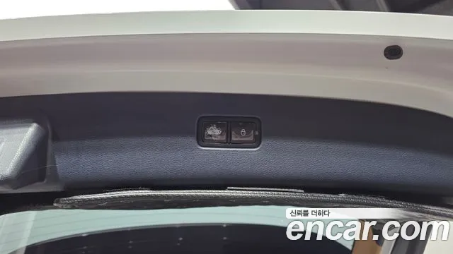 Genesis GV80 — Фото автомобиля 23