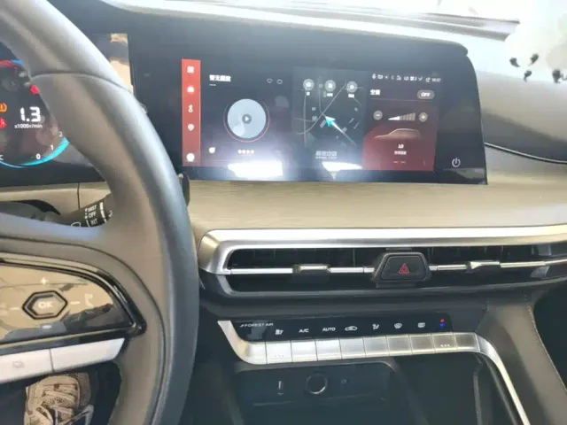 Changan CS35 Plus — Фото автомобиля 12