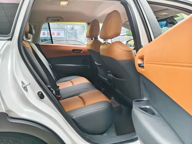 Toyota Corolla Cross — Фото автомобиля 9