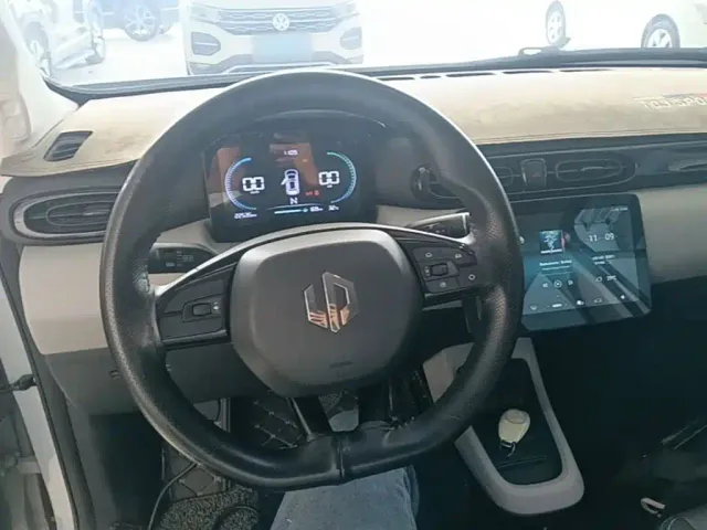 Leapmotor T03 — Фото автомобиля 10