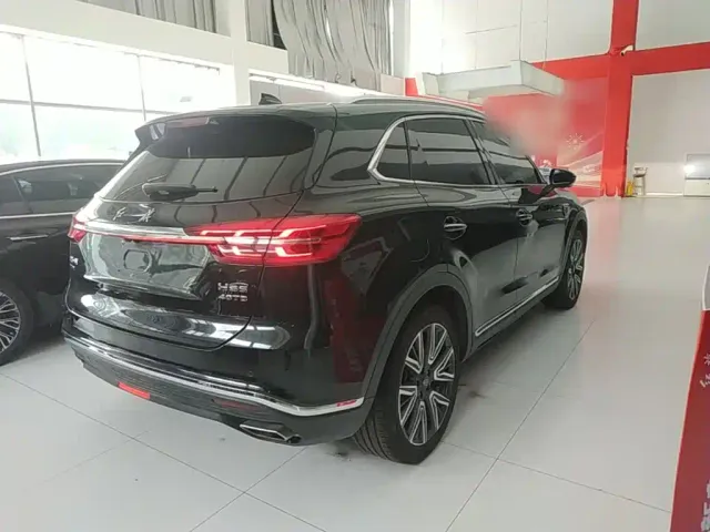Hongqi HS5 — Фото автомобиля 6