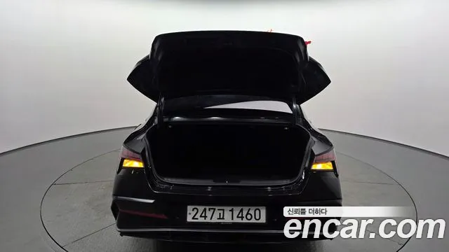 Hyundai Avante CN7 — Фото автомобиля 26