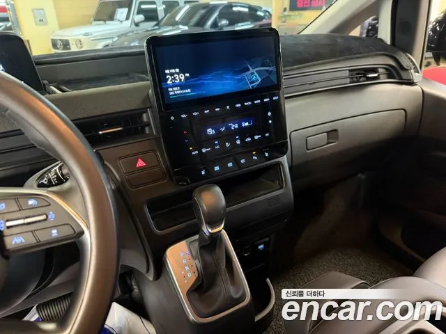 Hyundai Staria Staria (New) — Фото автомобиля 11