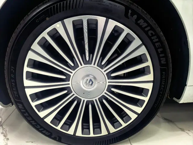 Leapmotor D Series — Фото автомобиля 17