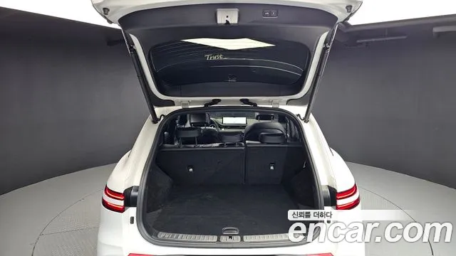 Genesis GV70 — Фото автомобиля 20