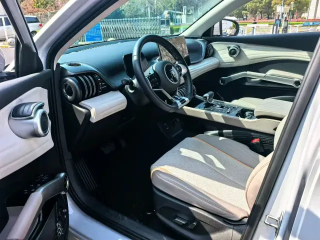 BYD Yuan PLUS — Фото автомобиля 4