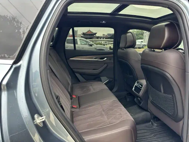Geely Xingyue L — Фото автомобиля 11