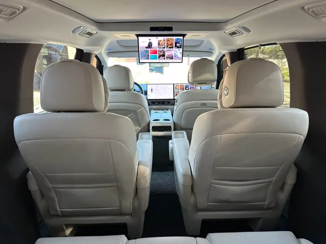 Li Auto MEGA — Фото автомобиля 27