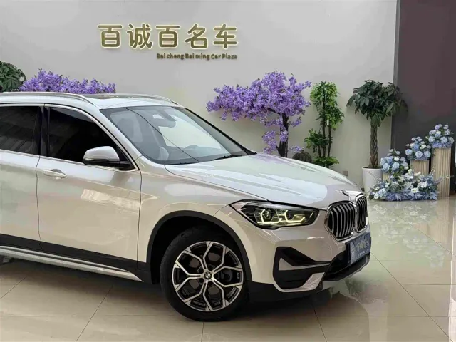 BMW X1 — Фото автомобиля 4