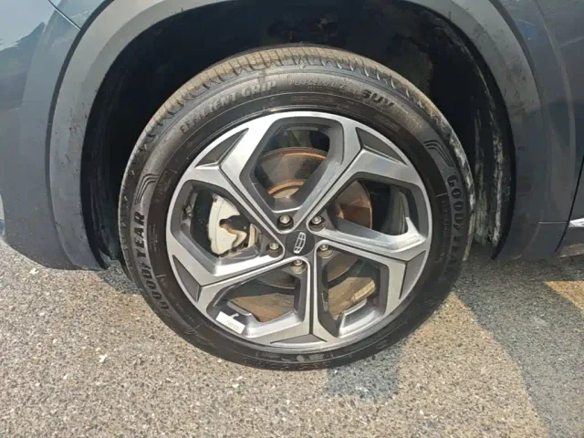 Geely Xingyue L — Фото автомобиля 22