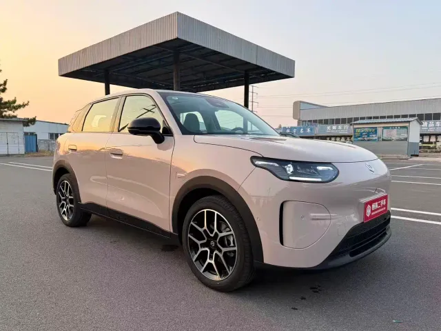 Leapmotor A10 — Фото автомобиля 3