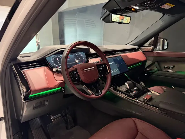 Land Rover Range Rover Sport — Фото автомобиля 7