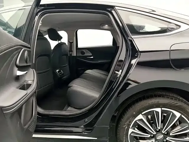 Chery Fulwin A8 — Фото автомобиля 13