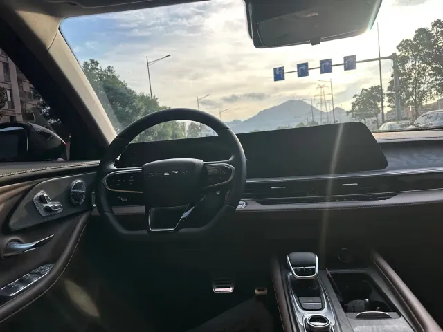 Chery Arrizo 8 — Фото автомобиля 14