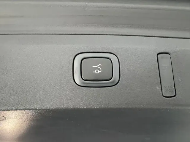 NIO NIO ET5T 2023 100kWh Touring — Фото автомобиля 24