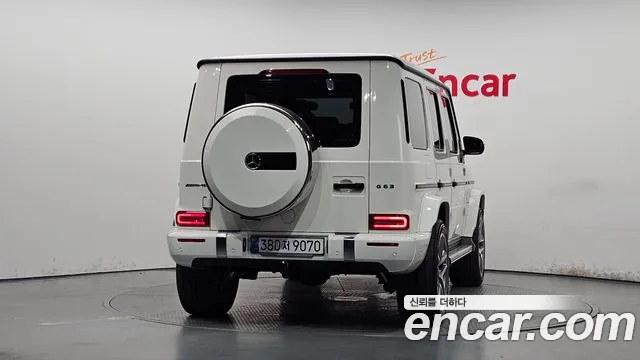 Mercedes-Benz G-Class — Фото автомобиля 4