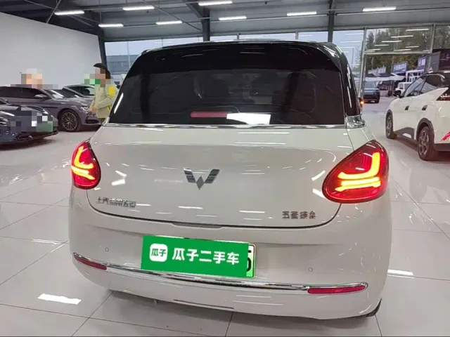 Wuling Bingo — Фото автомобиля 5