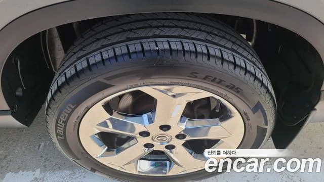 KG_Mobility_Ssangyong Rexton Новый Rexton Sport Khan Дизель 2.2 4WD — Фото автомобиля 20