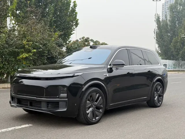 Фотография автомобиля — Li Auto L9