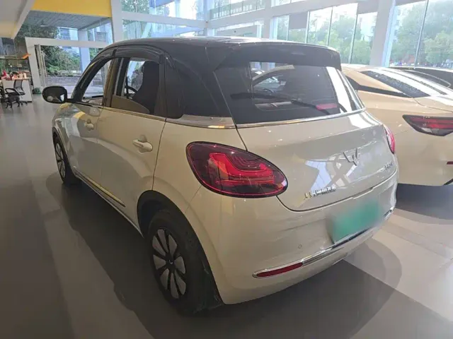Wuling Bingo — Фото автомобиля 4
