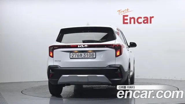 Kia Seltos Бензин 1.6 турбо 2WD — Фото автомобиля 4