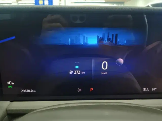 Ford Edge — Фото автомобиля 14