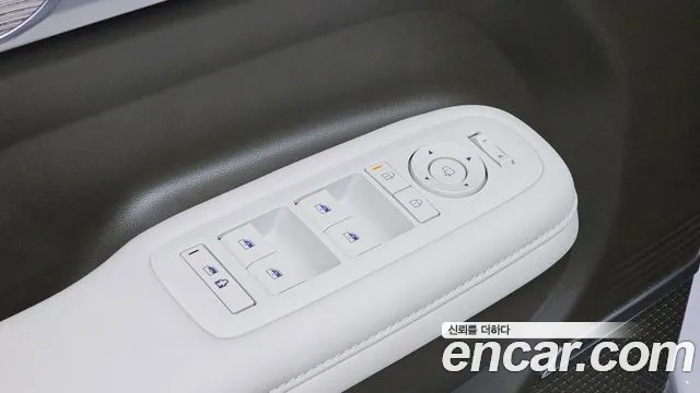 Hyundai Santa Fe MX5 — Фото автомобиля 30