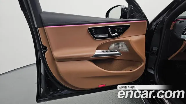 Mercedes-Benz E-Class E-класс W214 E300 4MATIC Exclusive — Фото автомобиля 24