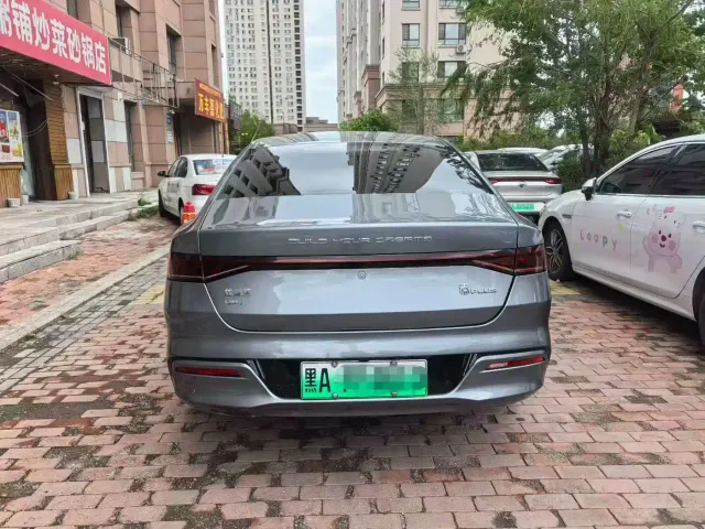 BYD Qin PLUS — Фото автомобиля 7