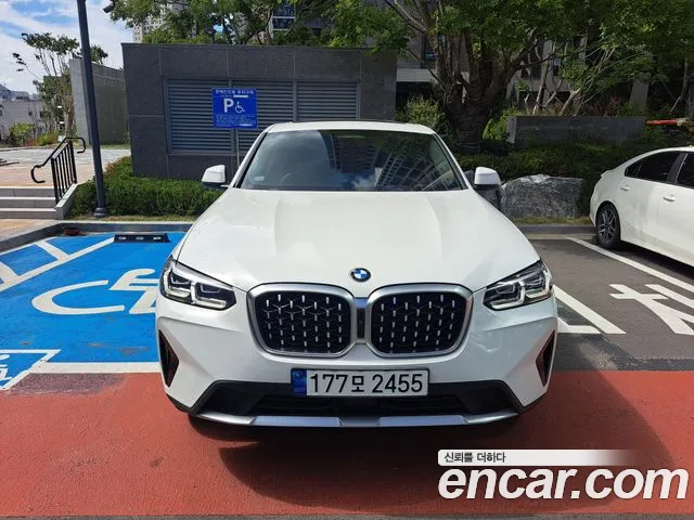 Фотография автомобиля — BMW X4 G02