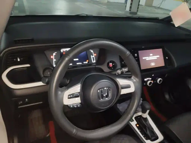 Honda Fit — Фото автомобиля 9