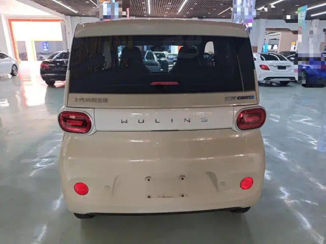 Wuling Hongguang Mini EV — Фото автомобиля 5