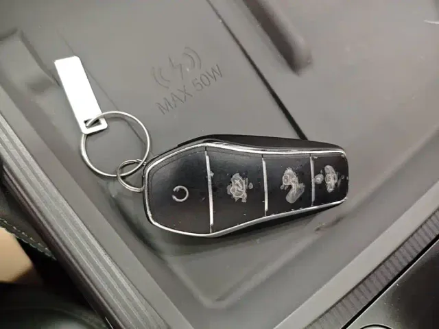 BYD Song L DM-i — Фото автомобиля 8