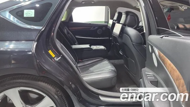 Genesis G80 Бензин 2.5 турбо AWD — Фото автомобиля 8