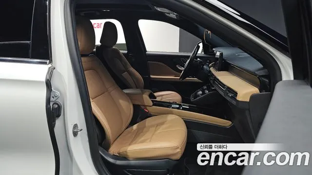 Lincoln Corsair Corsair 2.0 Reserve AWD — Фото автомобиля 10