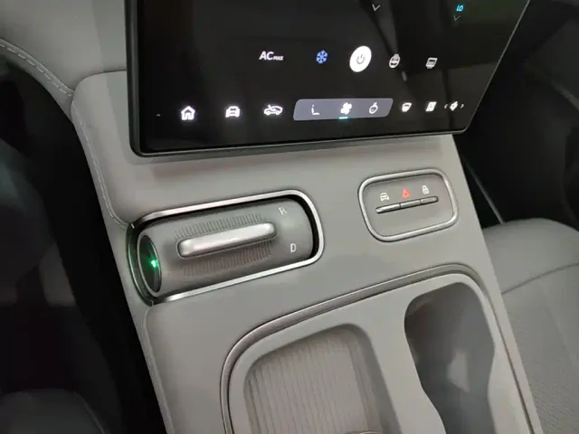 Nio EC6 — Фото автомобиля 13