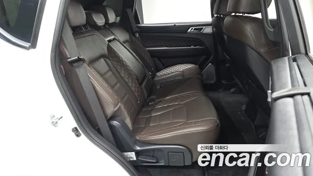 KG_Mobility_Ssangyong Rexton All Rexton Дизель 2.2 4WD — Фото автомобиля 12