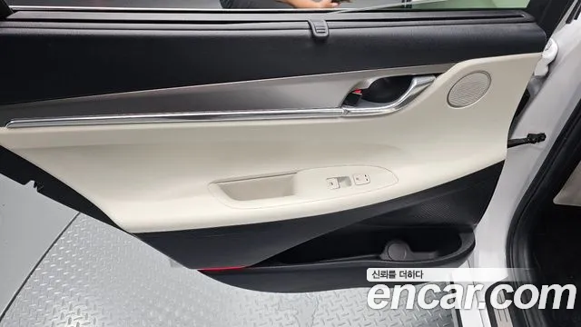 Hyundai Grandeur Новый Grandeur IG — Фото автомобиля 22