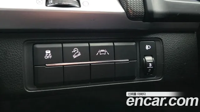 KG_Mobility_Ssangyong Rexton — Фото автомобиля 29