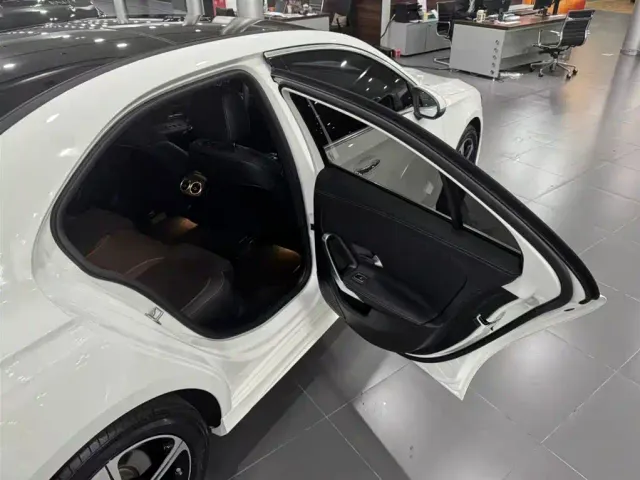 Mercedes-Benz A-Class — Фото автомобиля 18